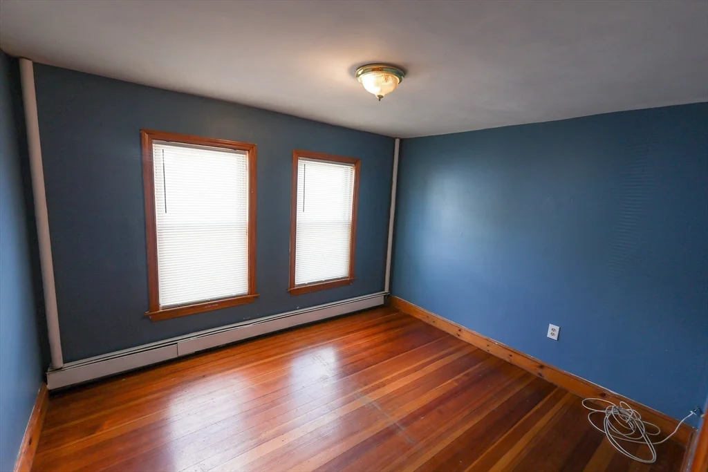 2 bed, 1 bath apartment for rent at 7 Gayland St Unit 3, Roxbury — photo 15 of 17