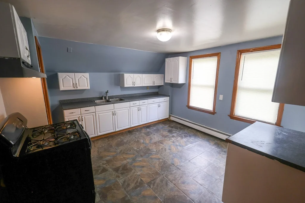 2 bed, 1 bath apartment for rent at 7 Gayland St Unit 3, Roxbury — photo 1 of 17
