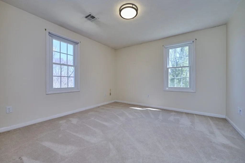 4 bed, 2 bath apartment for rent at 7 Gibbs Valley Path, Framingham — photo 25 of 40
