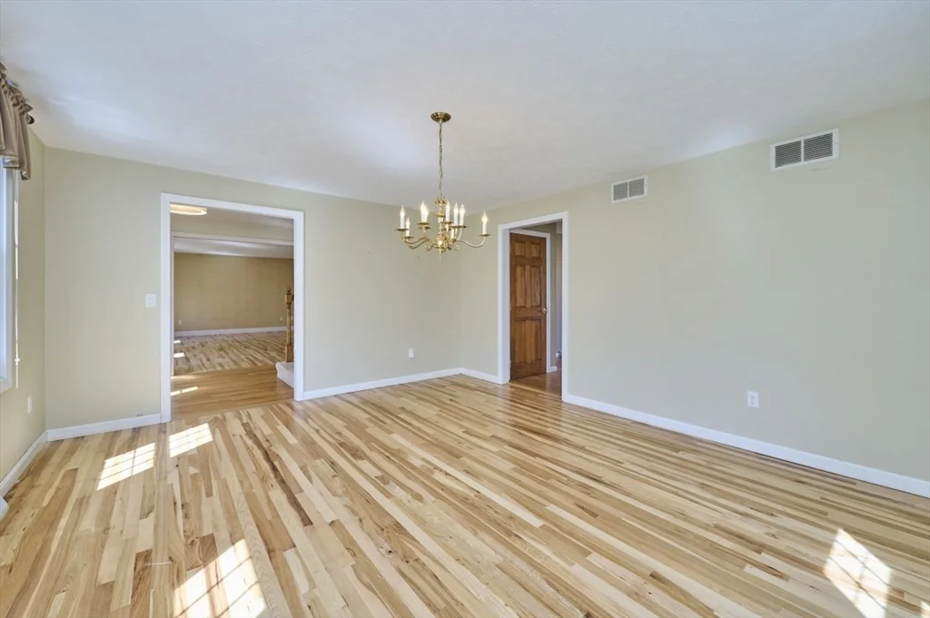 4 bed, 2 bath apartment for rent at 7 Gibbs Valley Path, Framingham — photo 13 of 40