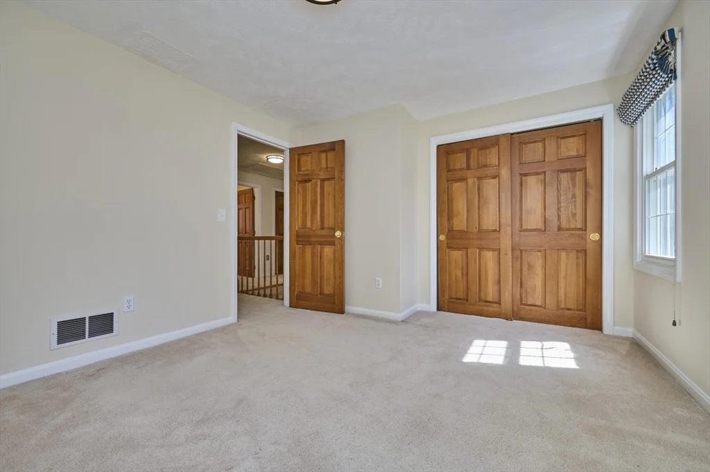 4 bed, 2 bath apartment for rent at 7 Gibbs Valley Path, Framingham — photo 28 of 40