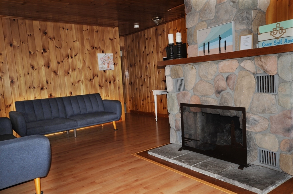2 bed, 1 bath apartment for rent at 7 Glendale Rd, Onset — photo 7 of 27