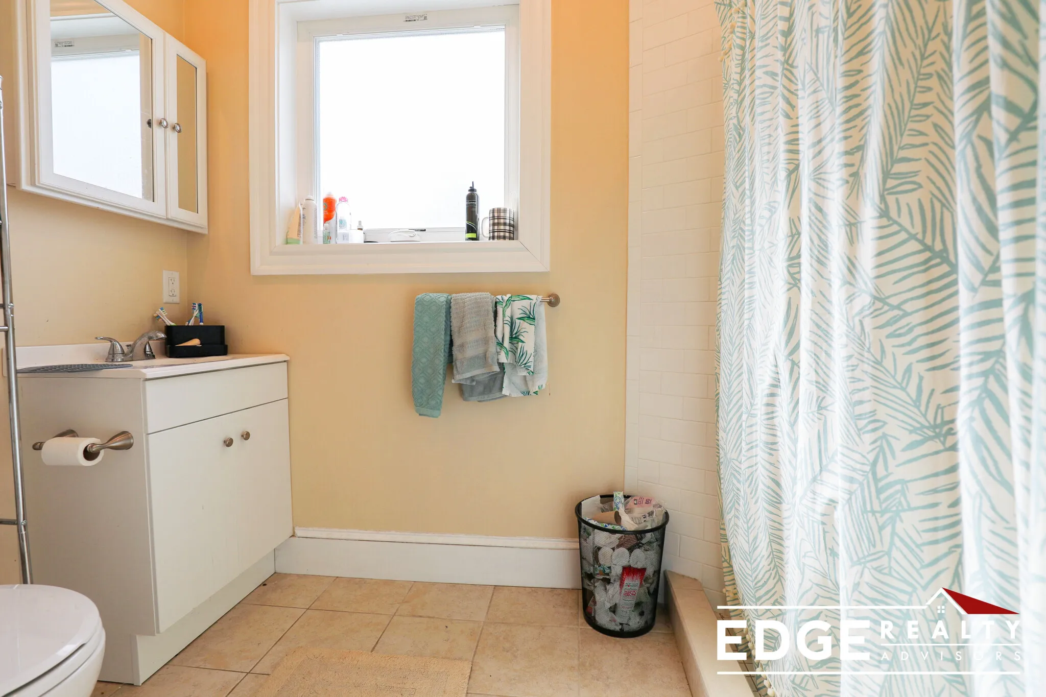 4 bed, 2.5 bath apartment for rent at 7 Glenley Ter Unit 2, Brighton — photo 7 of 15