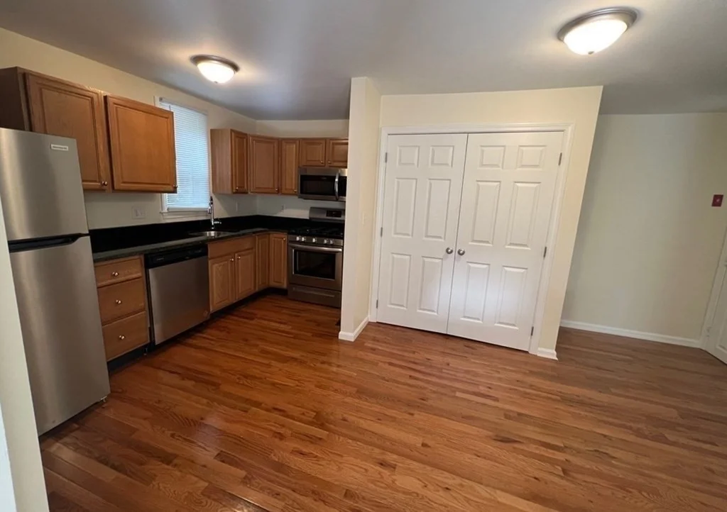 3 bed, 1 bath apartment for rent at 7 Gove Rd Unit A, Billerica — photo 5 of 24