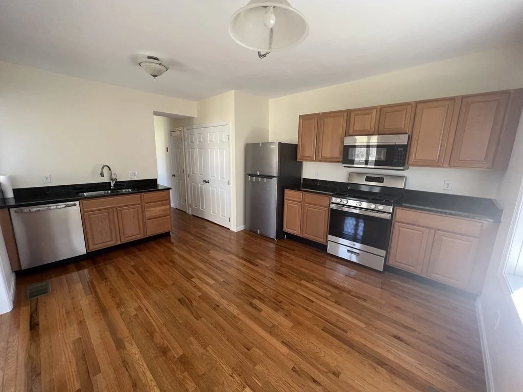 3 bed, 1 bath apartment for rent at 7 Gove Rd Unit B, Billerica — photo 5 of 25