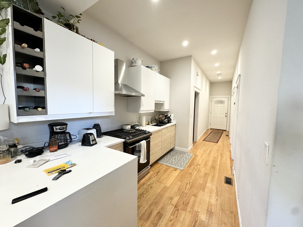 4 bed, 2 bath apartment for rent at 7 Grant St Unit 1, Dorchester
