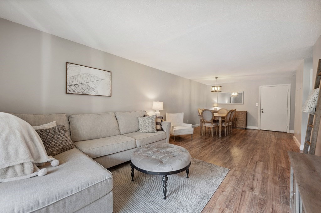 1 bed, 1 bath apartment for rent at 7 Greenbriar Dr Unit 306, North Reading — photo 3 of 20