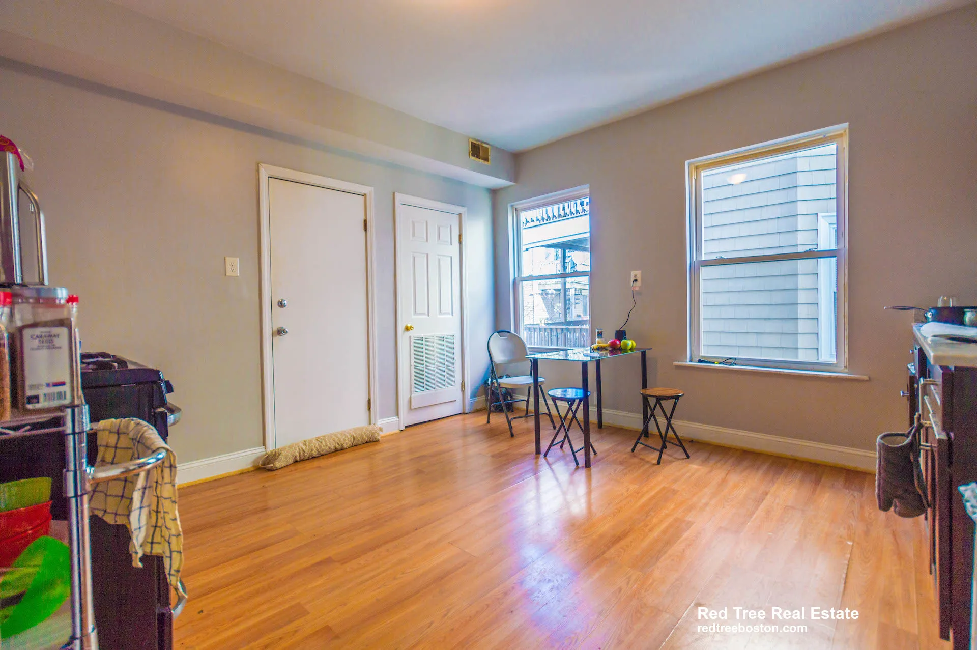 3 bed, 1 bath apartment for rent at 7 Greenmount St Unit 1, Dorchester — photo 5 of 14