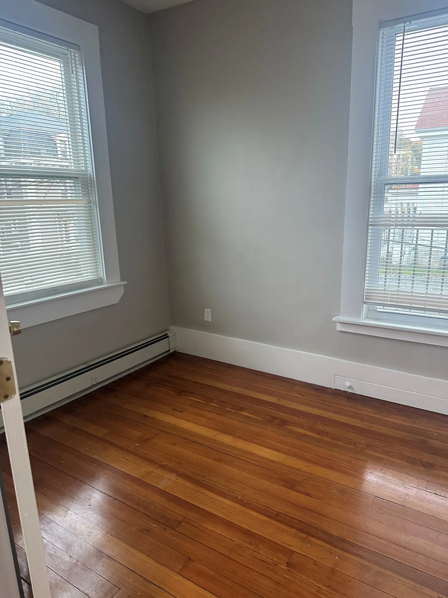 1 bed, 1 bath apartment for rent at 7 Greenville St Unit 3, Roxbury — photo 6 of 10