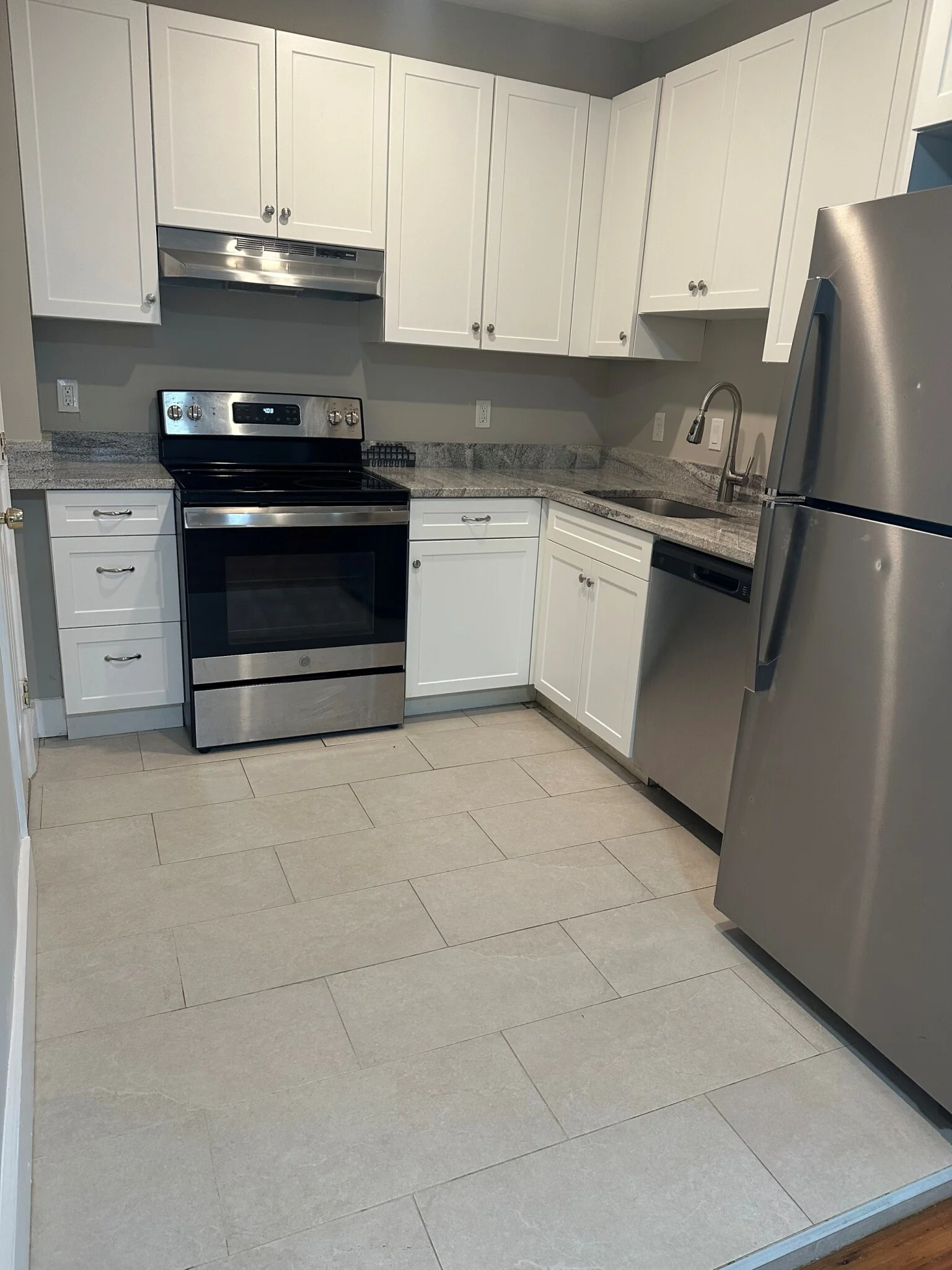 1 bed, 1 bath apartment for rent at 7 Greenville St Unit 3, Roxbury — photo 10 of 10
