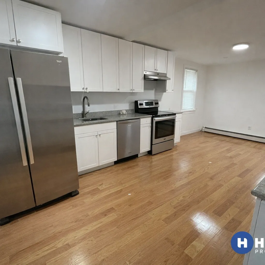 2 bed, 1 bath apartment for rent at 7 Greenville St Unit 6, Roxbury