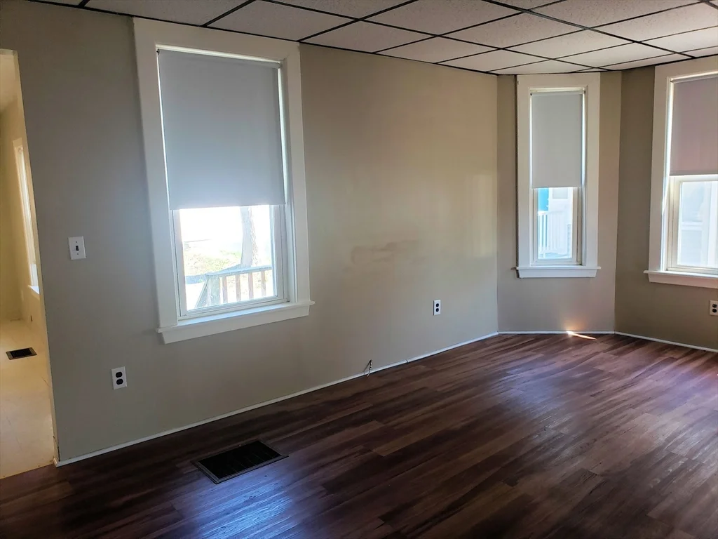 1 bed, 1 bath apartment for rent at 7 Greenwood St Unit A, Wakefield — photo 6 of 9
