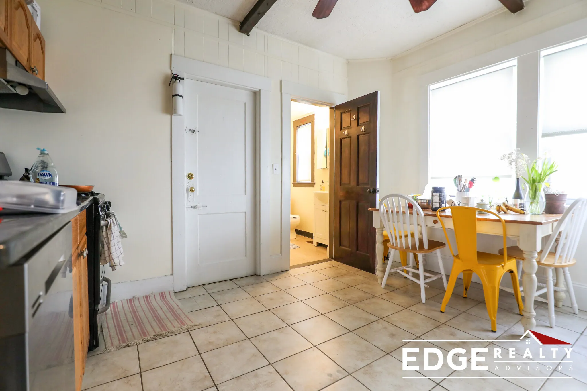 4 bed, 2 bath apartment for rent at 7 Greylock Rd Unit 1, Brighton — photo 5 of 12