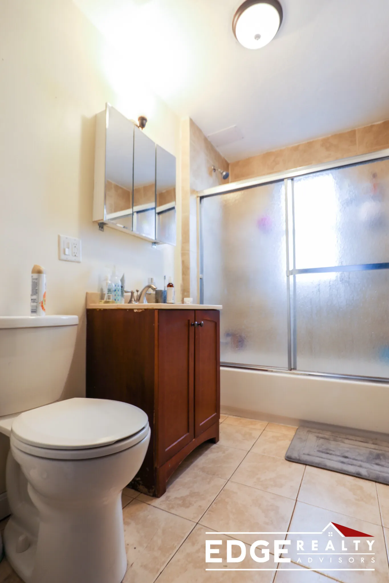 4 bed, 2 bath apartment for rent at 7 Greylock Rd Unit 1, Brighton — photo 10 of 12