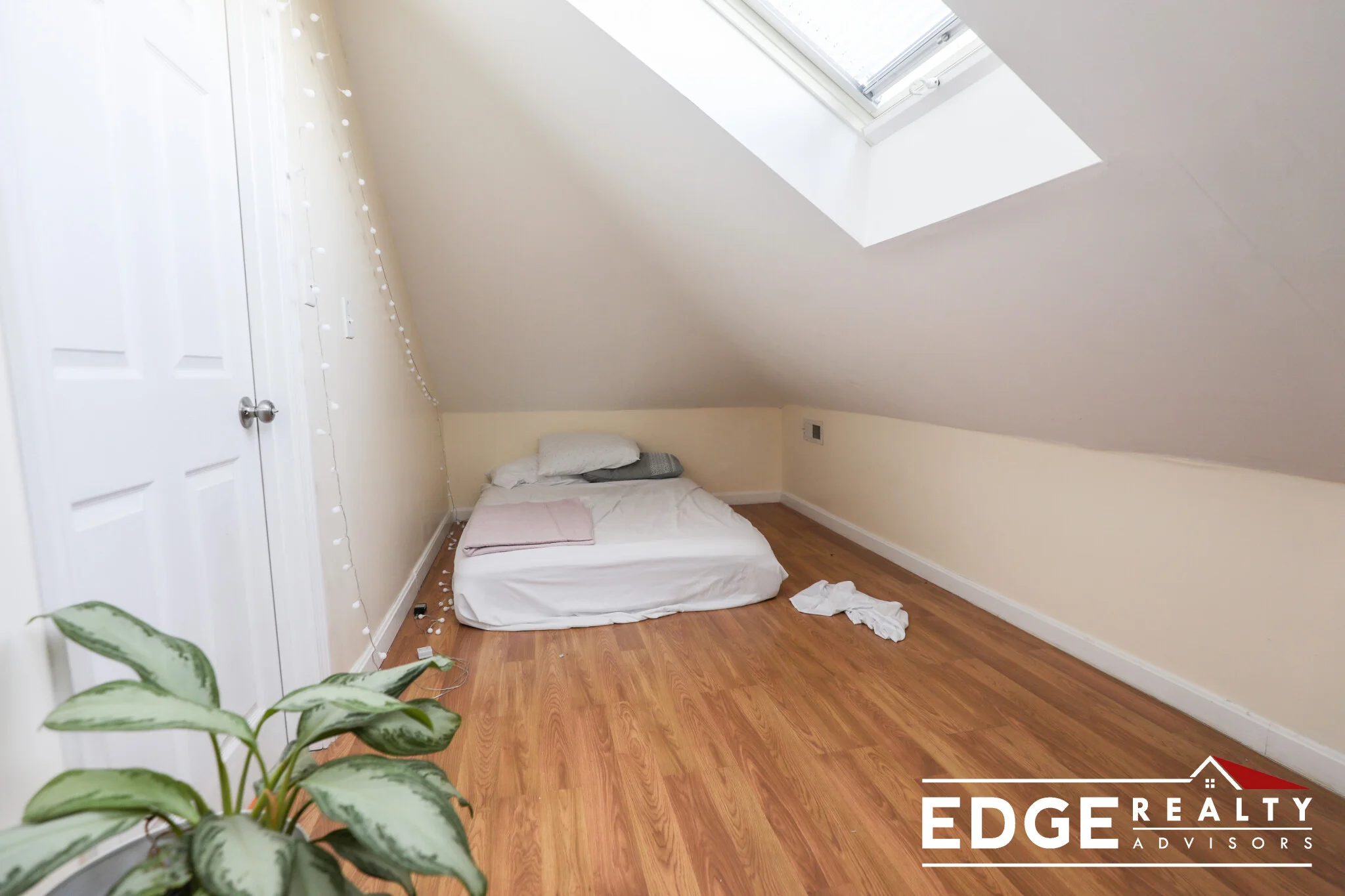 5 bed, 3 bath apartment for rent at 7 Greylock Rd Unit 2, Brighton — photo 15 of 15