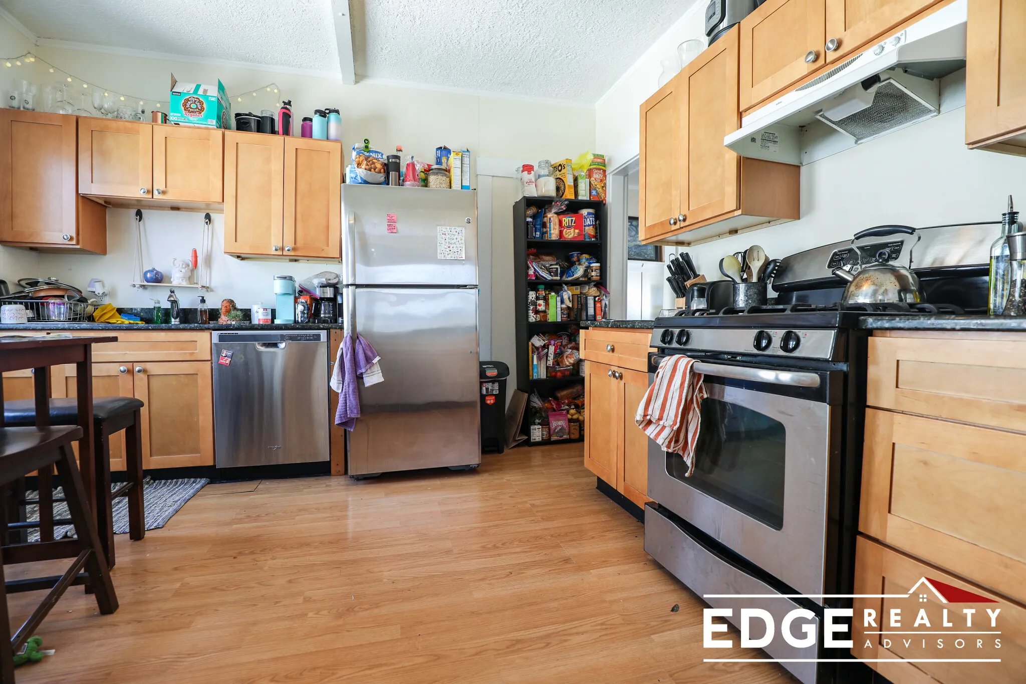 5 bed, 3 bath apartment for rent at 7 Greylock Rd Unit 2, Brighton — photo 2 of 15