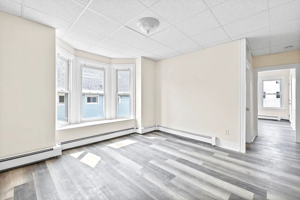 2 bed, 1 bath apartment for rent at 7 Grove St Unit 1, Haverhill — photo 2 of 10