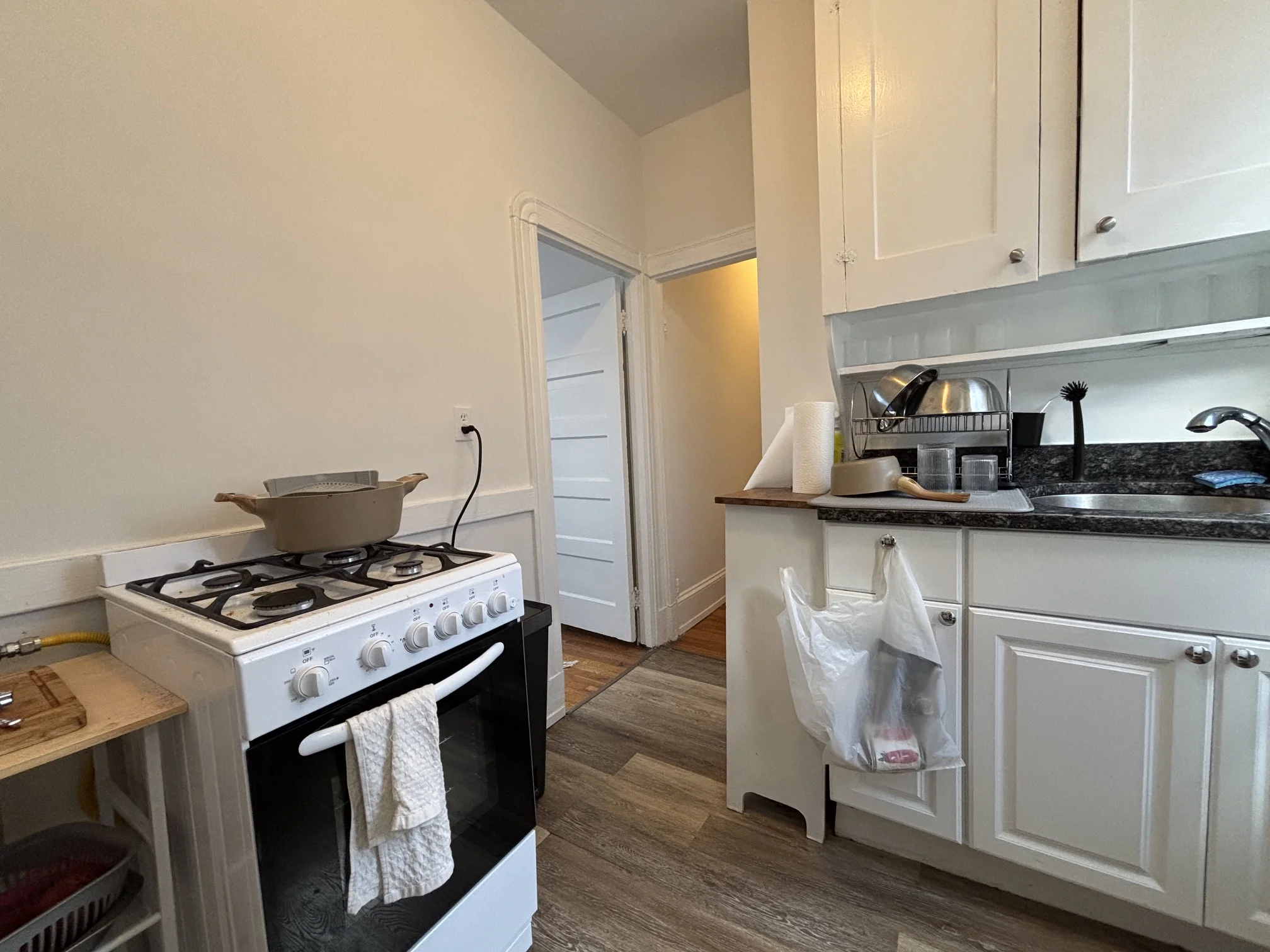 1 bed, 1 bath apartment for rent at 7 Grove St Unit 11, Beacon Hill — photo 13 of 16