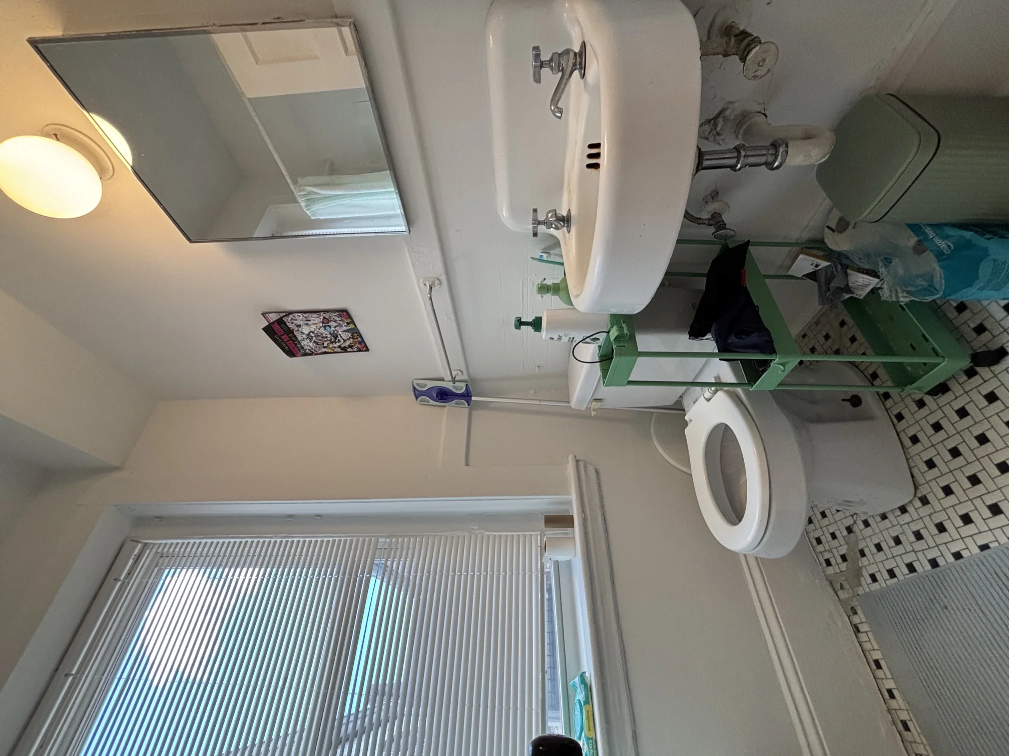 1 bed, 1 bath apartment for rent at 7 Grove St Unit 11, Beacon Hill — photo 5 of 16