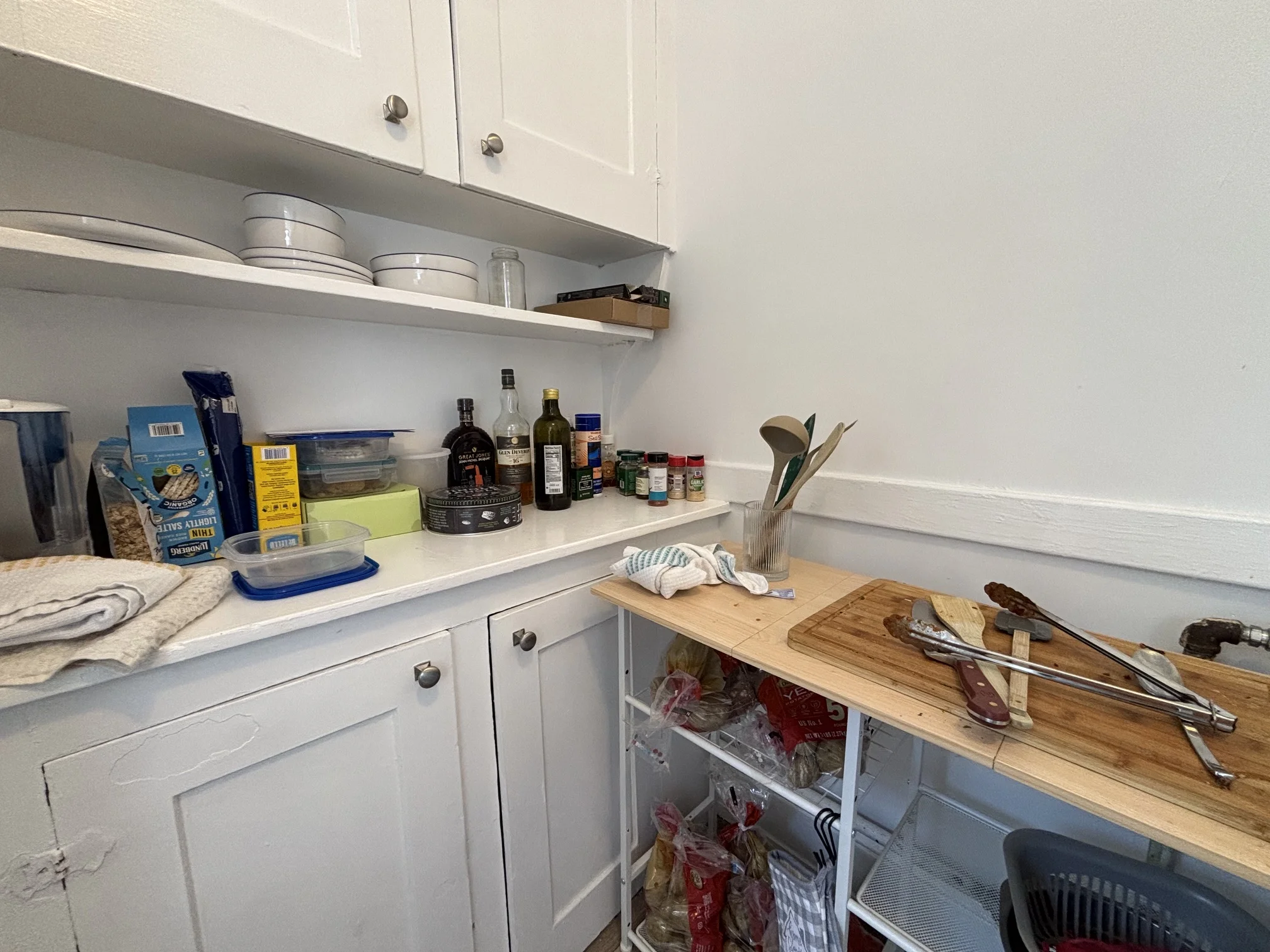 1 bed, 1 bath apartment for rent at 7 Grove St Unit 11, Beacon Hill — photo 14 of 16