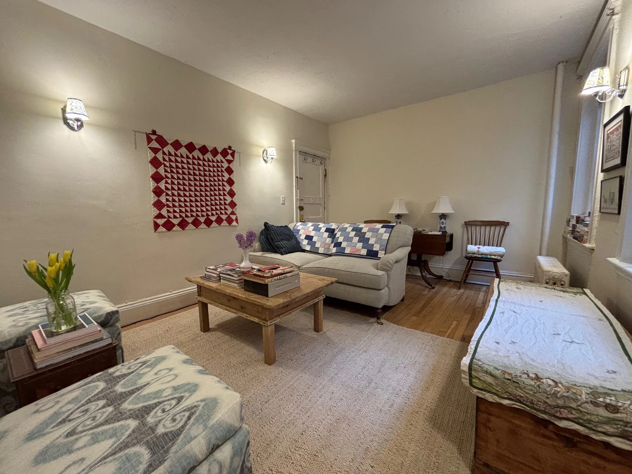 1 bed, 1 bath apartment for rent at 7 Grove St Unit 5, Beacon Hill — photo 3 of 14