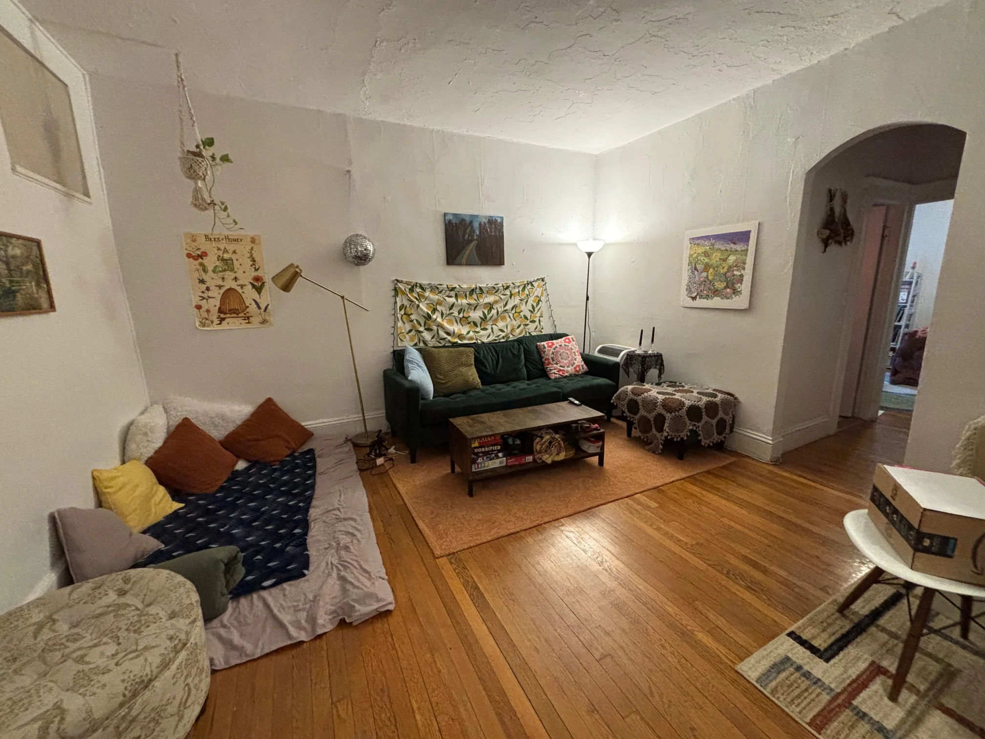 2 bed, 1 bath apartment for rent at 7 Grove St Unit 7, Beacon Hill — photo 5 of 19
