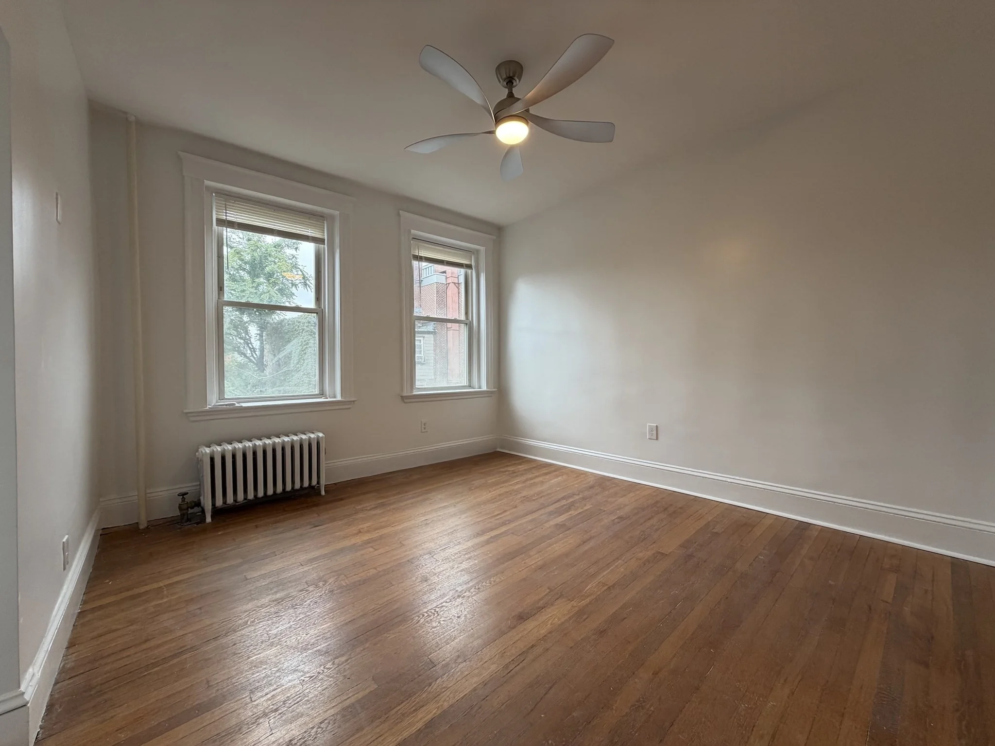 Studio bed, 1 bath apartment for rent at 7 Grove St Unit 9, Beacon Hill — photo 3 of 12