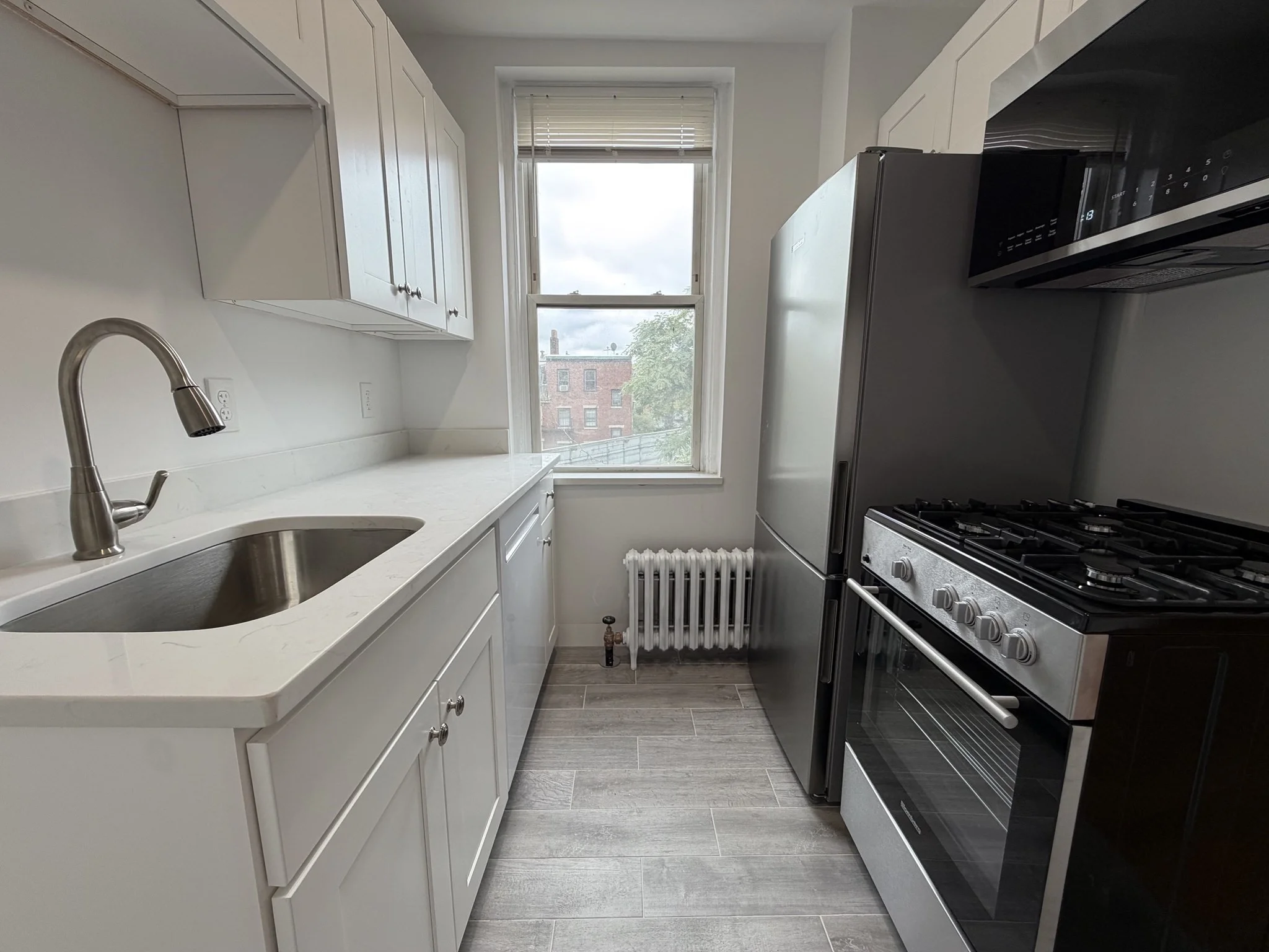 Studio bed, 1 bath apartment for rent at 7 Grove St Unit 9, Beacon Hill — photo 1 of 12