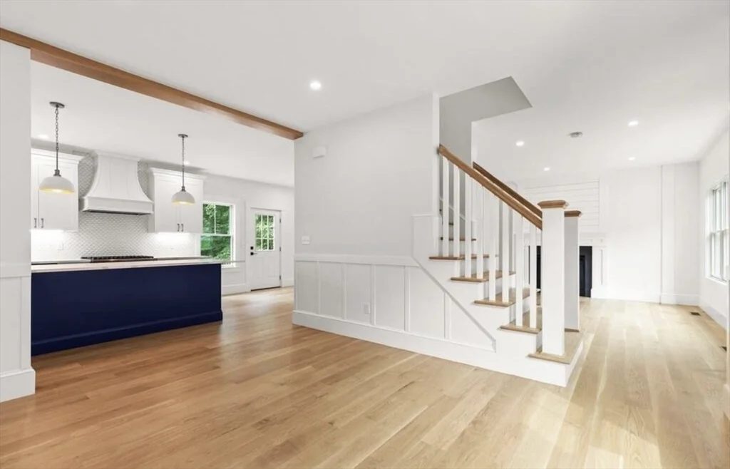 4 bed, 3 bath apartment for rent at 7 Hancock Unit -, Arlington — photo 7 of 15