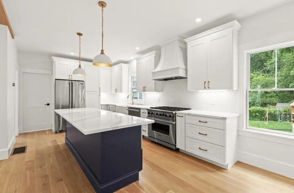 4 bed, 3 bath apartment for rent at 7 Hancock Unit -, Arlington — photo 1 of 15