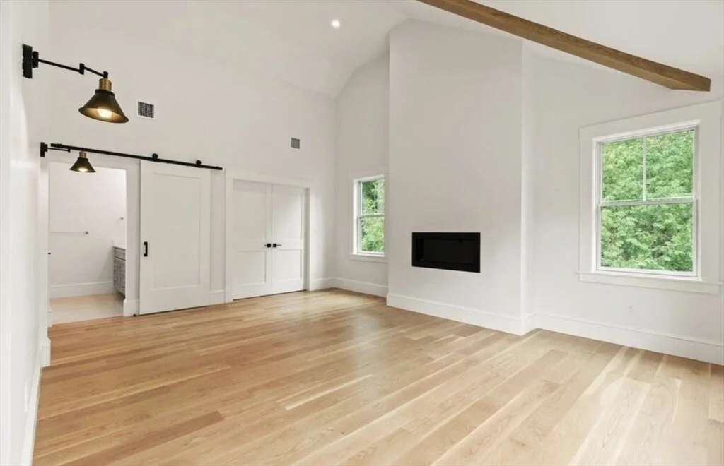 4 bed, 3 bath apartment for rent at 7 Hancock Unit -, Arlington — photo 14 of 15