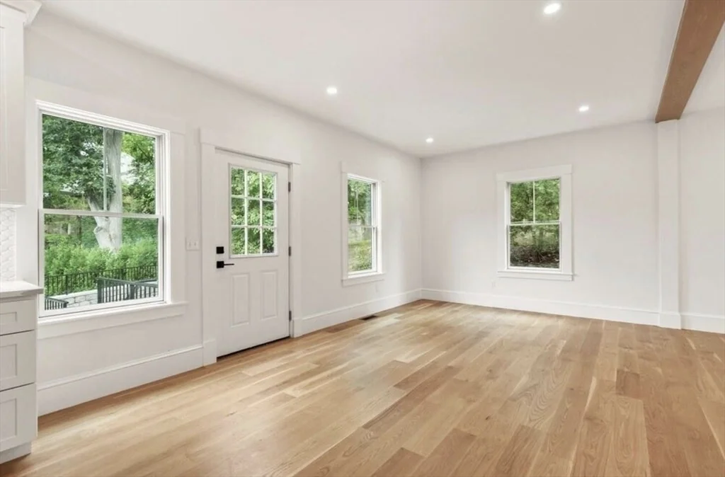 4 bed, 3 bath apartment for rent at 7 Hancock Unit -, Arlington — photo 11 of 15