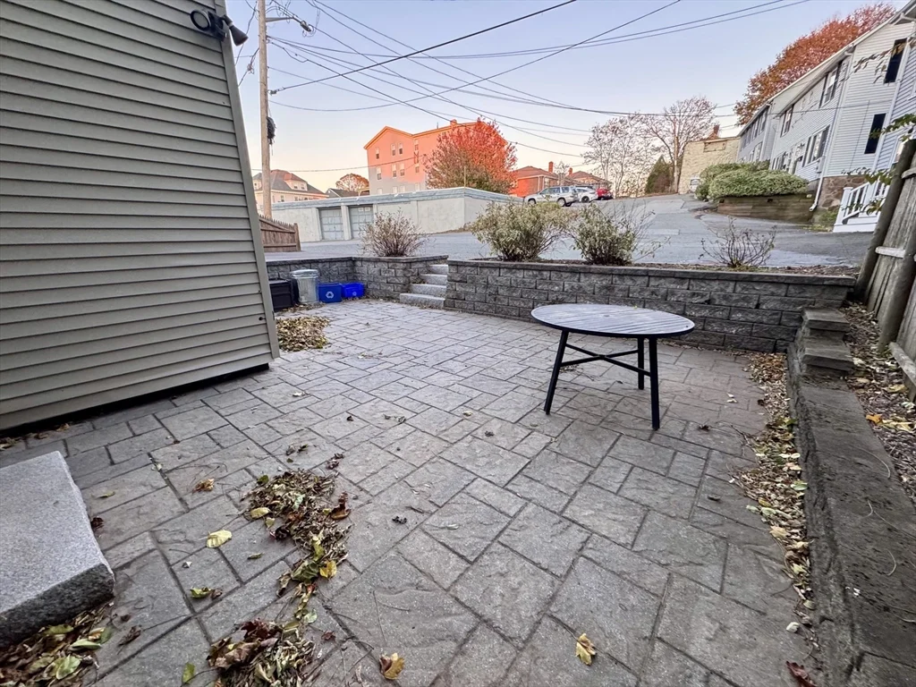 2 bed, 1 bath apartment for rent at 7 Hardy St Unit 1, Beverly — photo 18 of 24