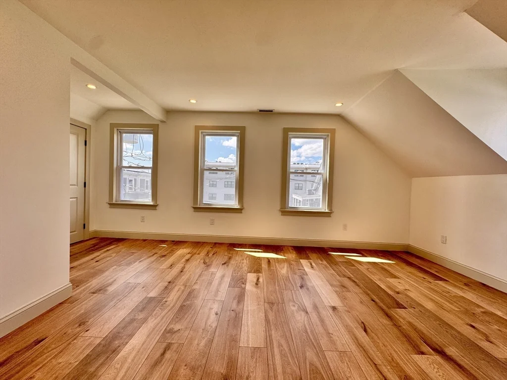 2 bed, 1 bath apartment for rent at 7 Hardy St Unit 2, Beverly — photo 23 of 27