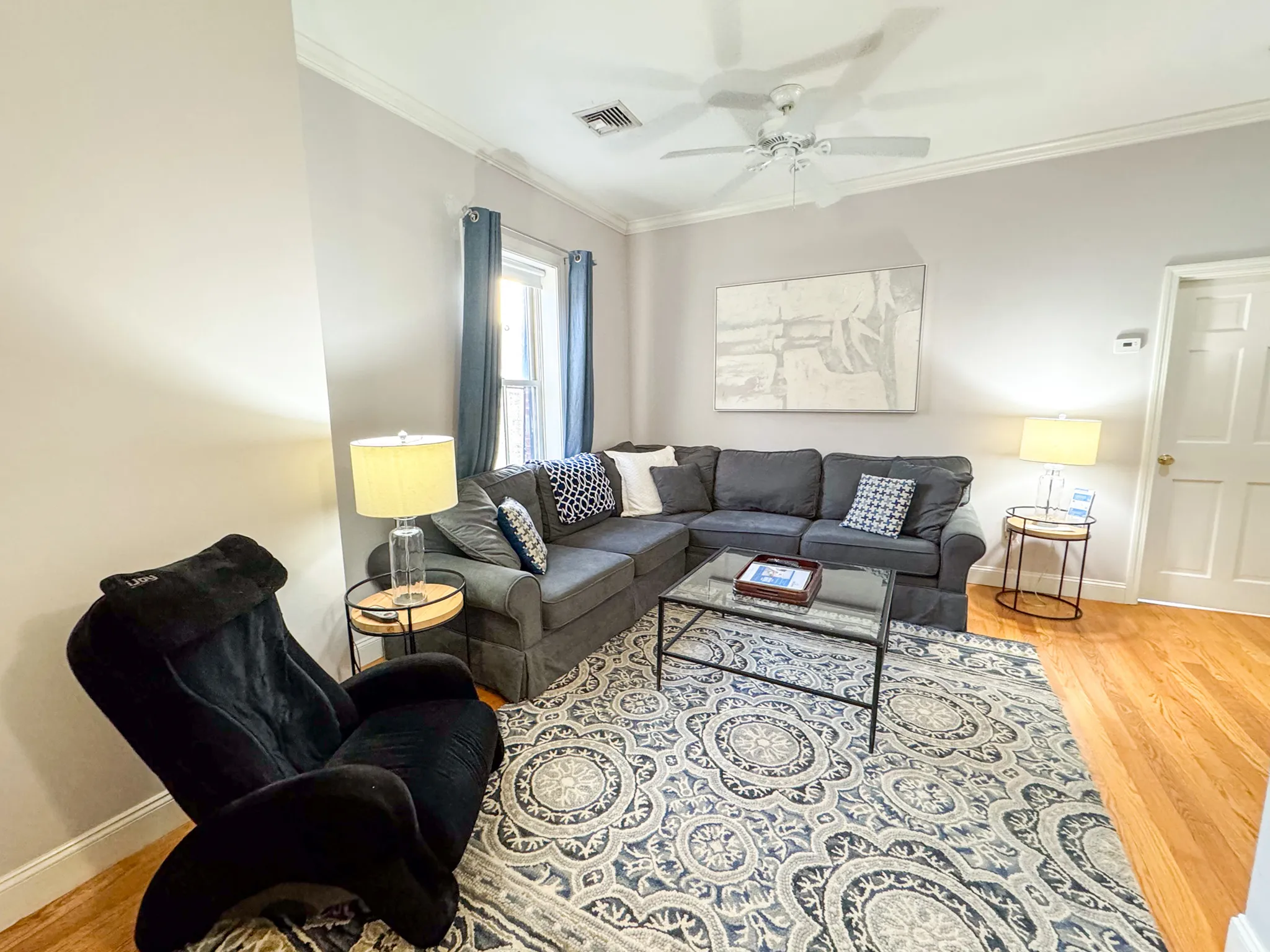 2 bed, 1 bath apartment for rent at 7 Harvard Sq Unit 3B, Brookline Village — photo 7 of 13