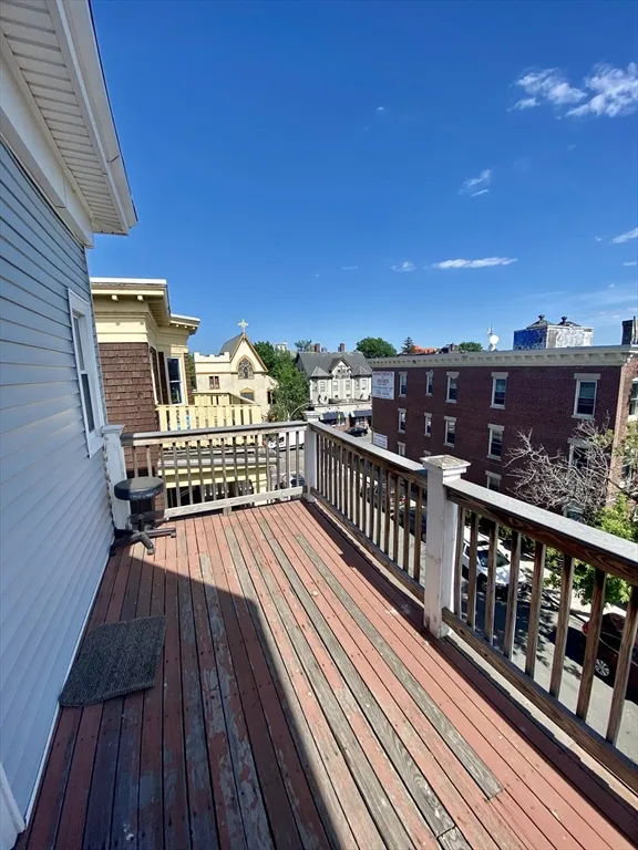 3 bed, 2 bath apartment for rent at 7 Harvard Ter Unit 2, Allston — photo 15 of 15