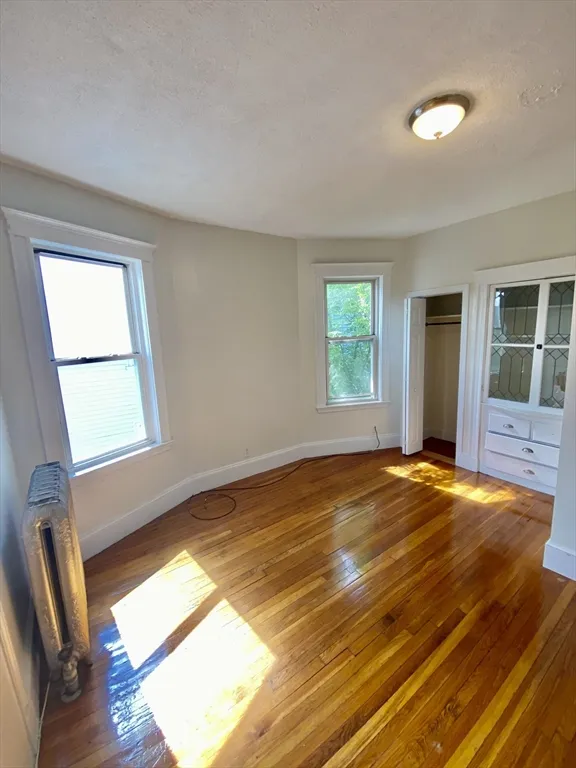 3 bed, 2 bath apartment for rent at 7 Harvard Ter Unit 2, Allston — photo 4 of 15
