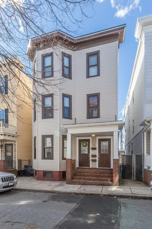 2 bed, 1 bath apartment for rent at 7 Hatch St Unit 1, South Boston — photo 14 of 14
