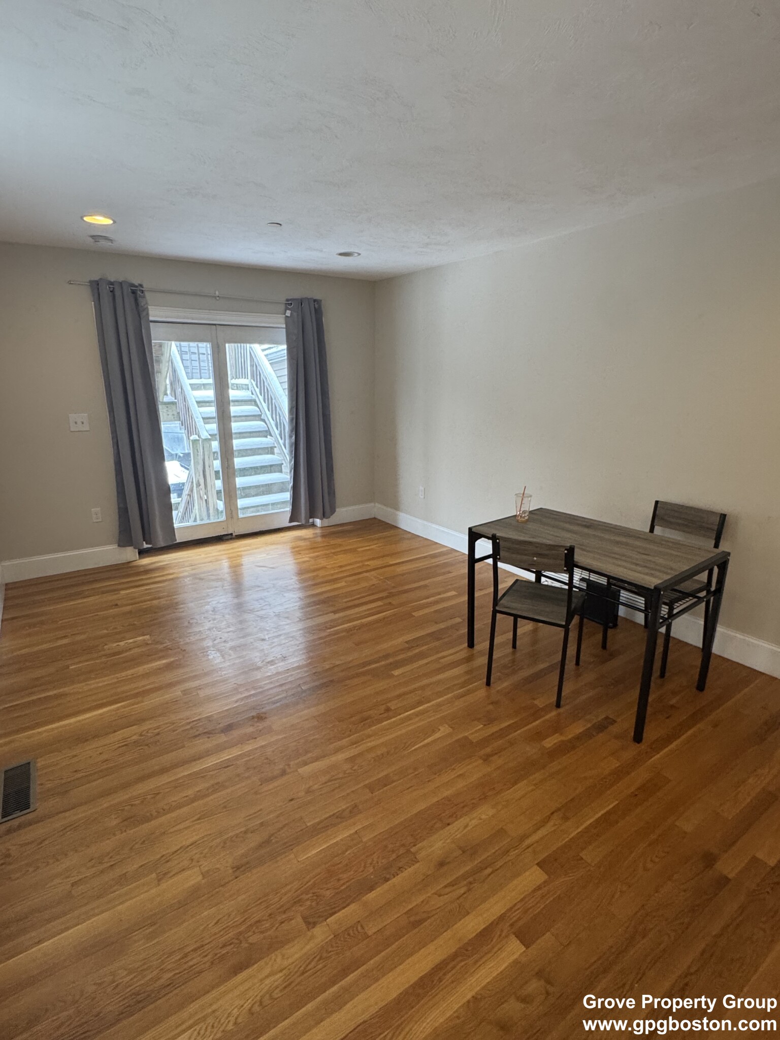 2 bed, 1 bath apartment for rent at 7 Havre St Unit 2, East Boston — photo 11 of 12