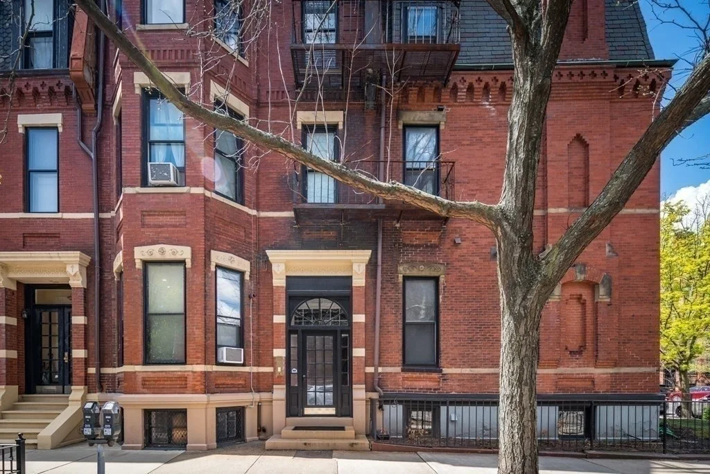 1 bed, 1 bath apartment for rent at 7 Hereford Unit 3, Back Bay — photo 13 of 16