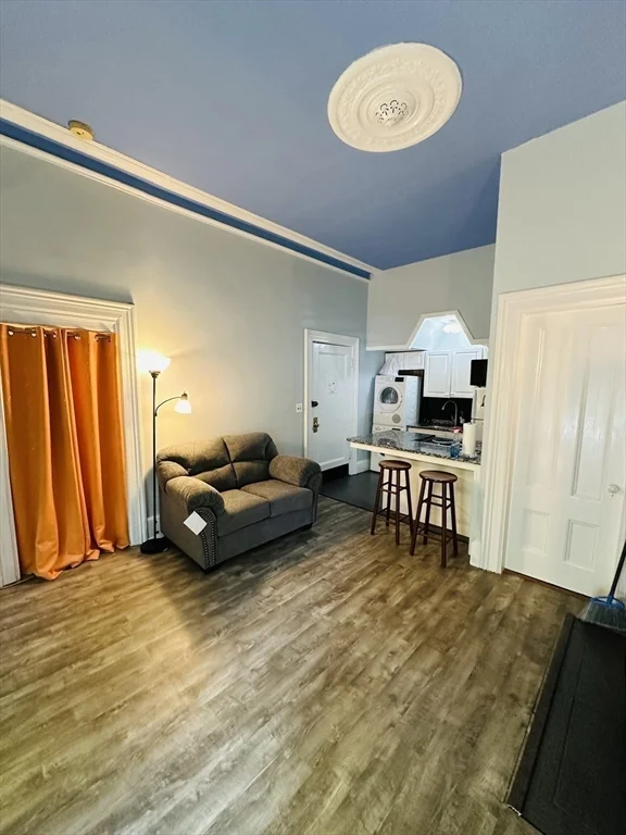 1 bed, 1 bath apartment for rent at 7 Hereford Unit 3, Back Bay — photo 6 of 16