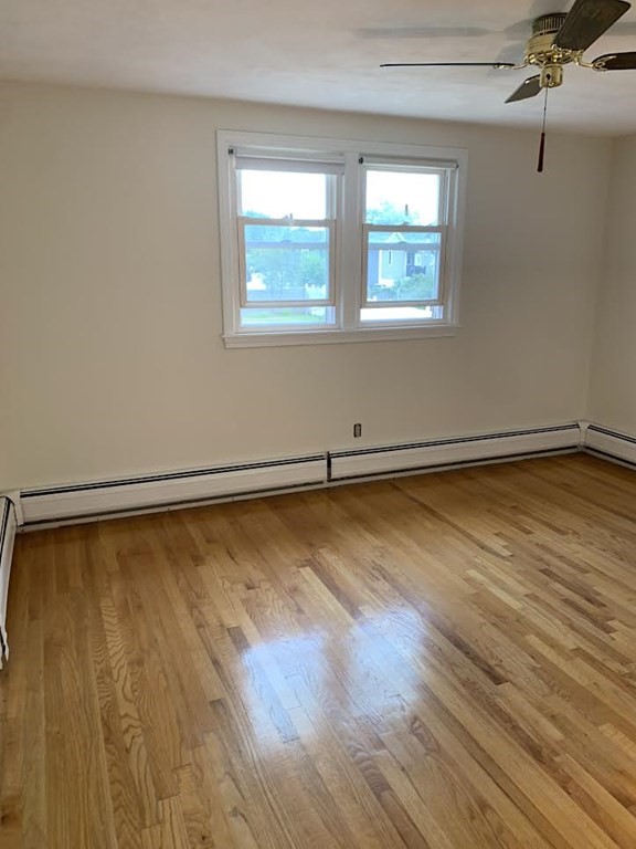 4 bed, 2 bath apartment for rent at 7 Heritage Way Unit 1, Burlington — photo 14 of 27