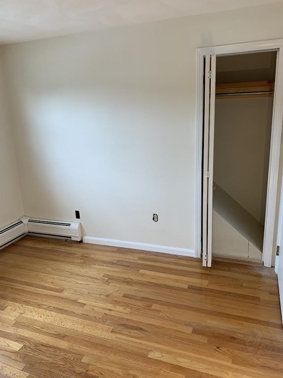 4 bed, 2 bath apartment for rent at 7 Heritage Way Unit 1, Burlington — photo 17 of 27
