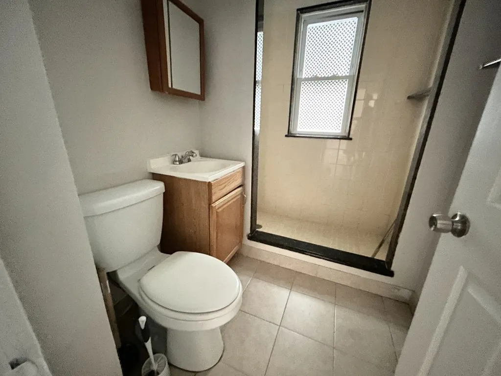 3 bed, 1 bath apartment for rent at 7 Hesston Ter Unit 1, Dorchester — photo 7 of 10