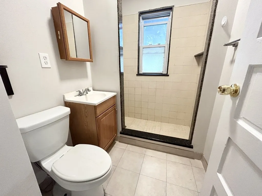 3 bed, 1 bath apartment for rent at 7 Hesston Ter Unit 2, Boston — photo 8 of 8