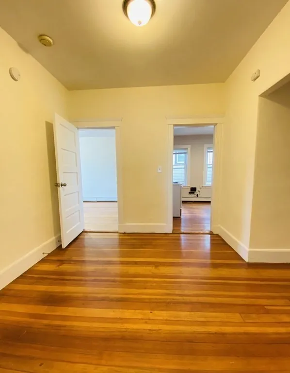 3 bed, 1 bath apartment for rent at 7 Hesston Ter Unit 3, Boston — photo 11 of 17