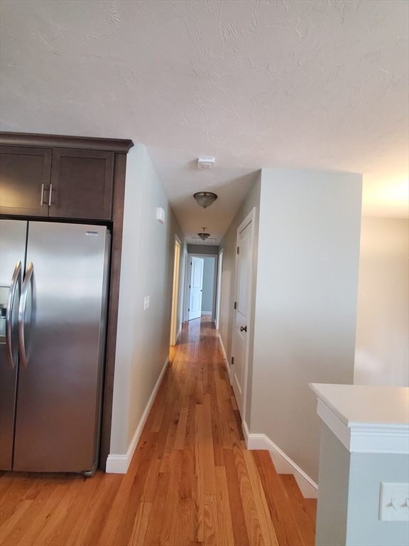 3 bed, 2 bath apartment for rent at 7 High St, Freetown — photo 16 of 27