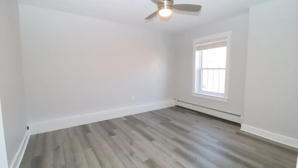 1 bed, 1 bath apartment for rent at 7 High St Unit 15, Clinton — photo 12 of 20