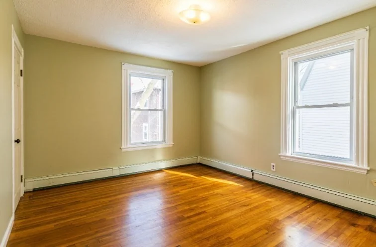 2 bed, 1 bath apartment for rent at 7 High Street Pl Unit 2, Jamaica Plain — photo 8 of 20