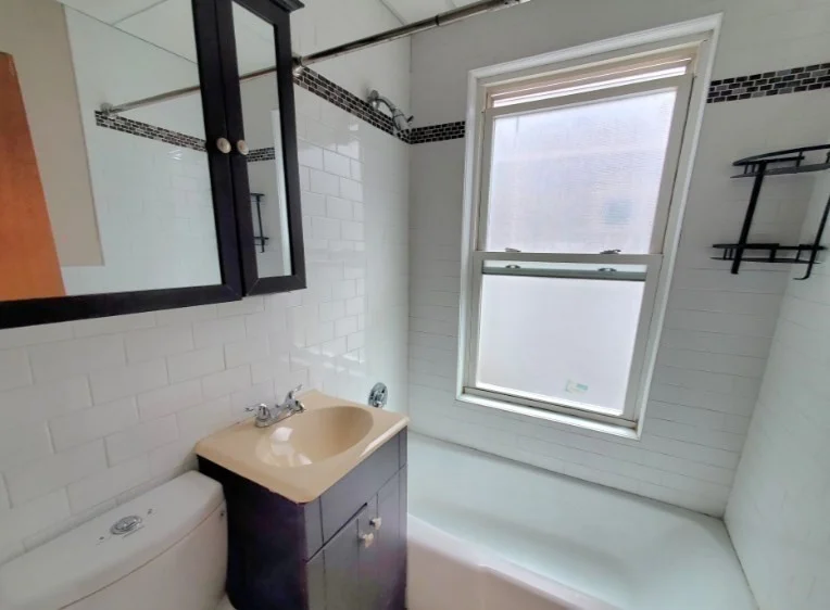 2 bed, 1 bath apartment for rent at 7 High Street Pl Unit 2, Jamaica Plain — photo 11 of 20